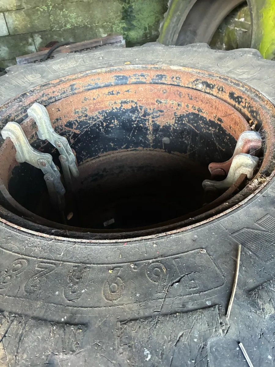 Dual  wheels/ weights - Image 3