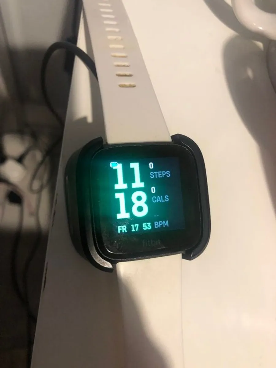 Fitbit Versa - Image 2
