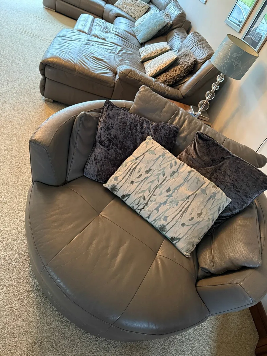 Leather  corner sofa - Image 4