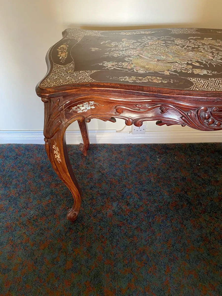 Console with mother of pearl inlay - Image 2