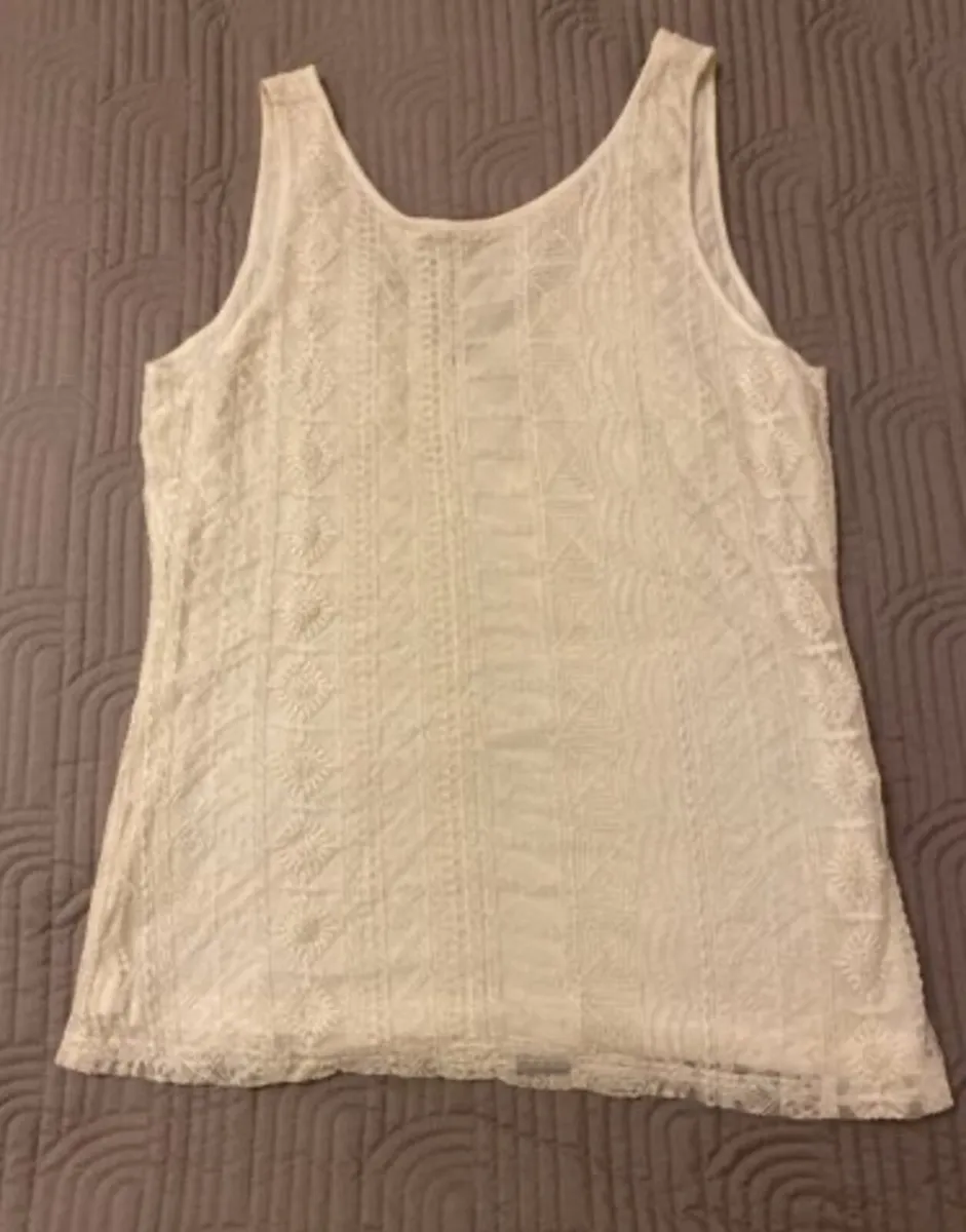 YAYA vest top Size L - Image 1