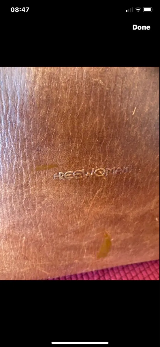 FREEWOMAN Leather Laptop bag/ Shoulder bag - Image 3