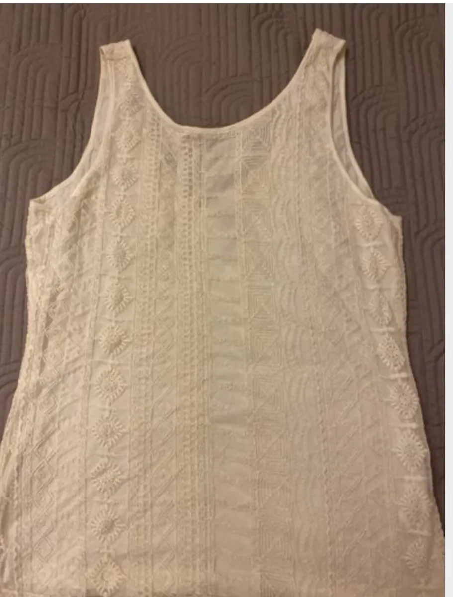 YAYA vest top Size L - Image 2