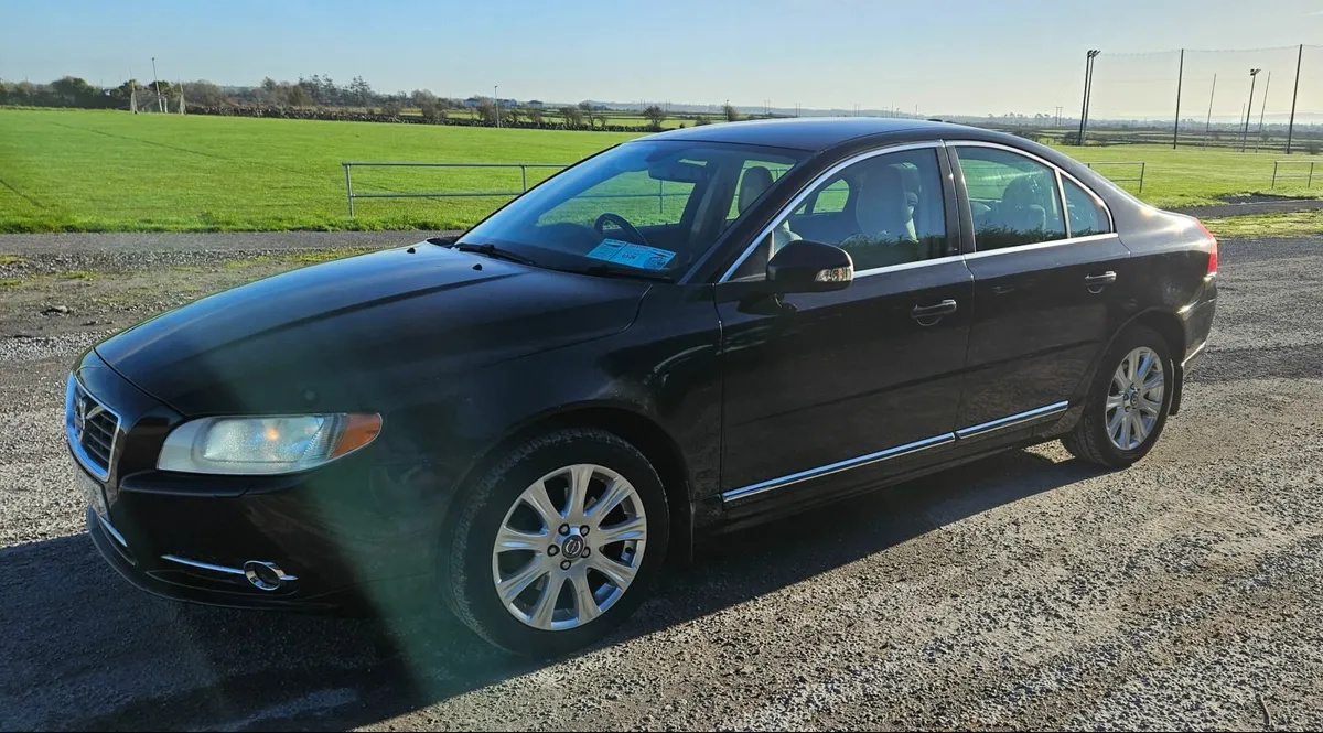 Volvo S80 2011 - Image 2