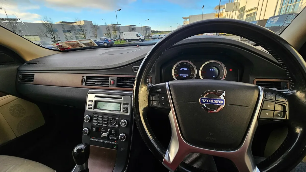 Volvo S80 2011 - Image 4