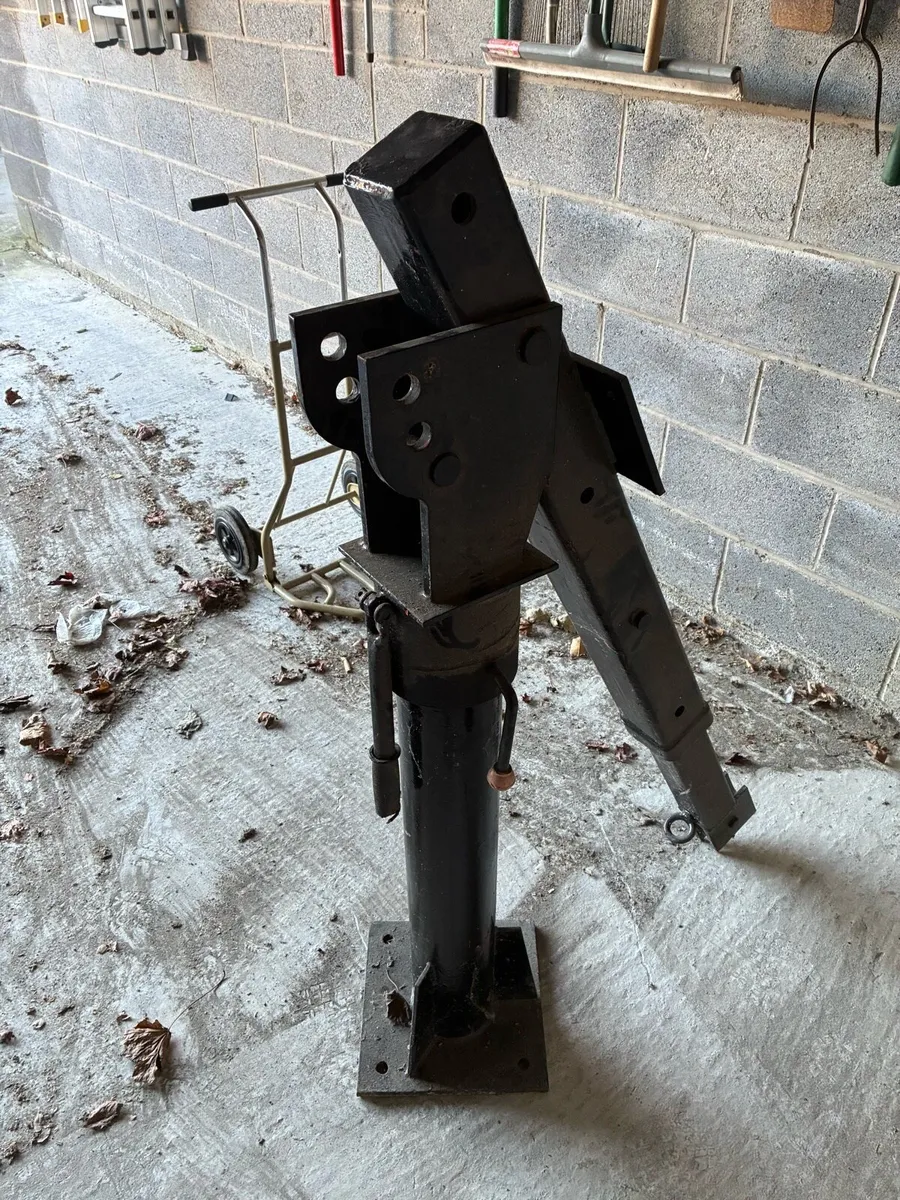 Crane /houst - Image 1