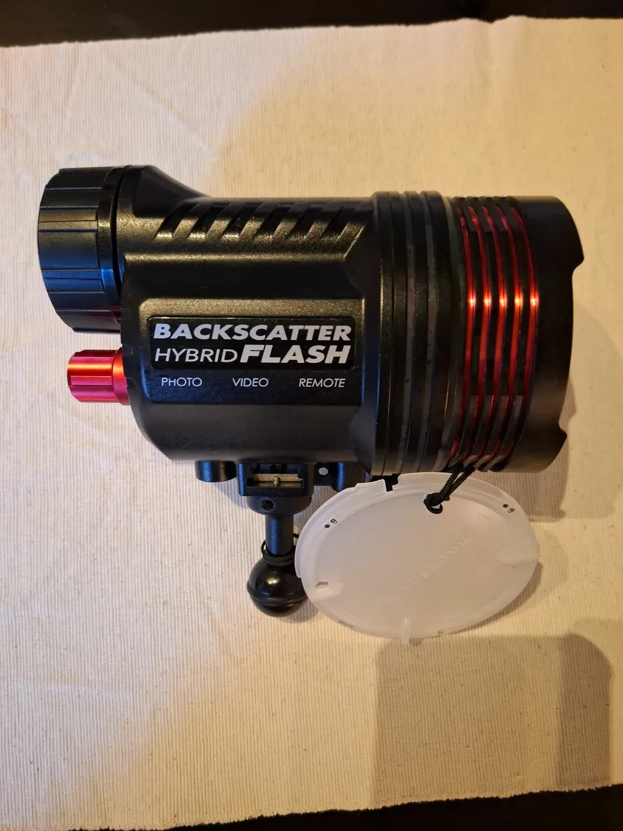 Underwater flash Backscatter HF-1