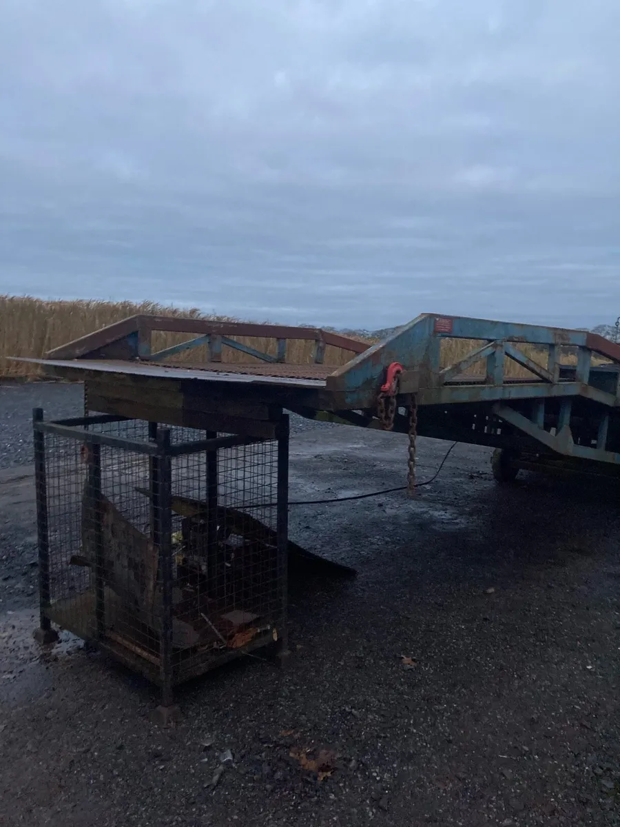30/8 feet loading Ramp for sale. - Image 2