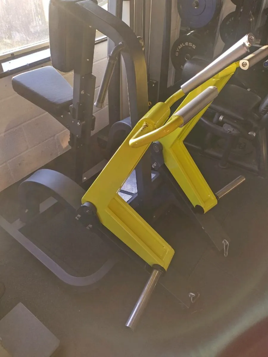 Chest support row machine - Image 2