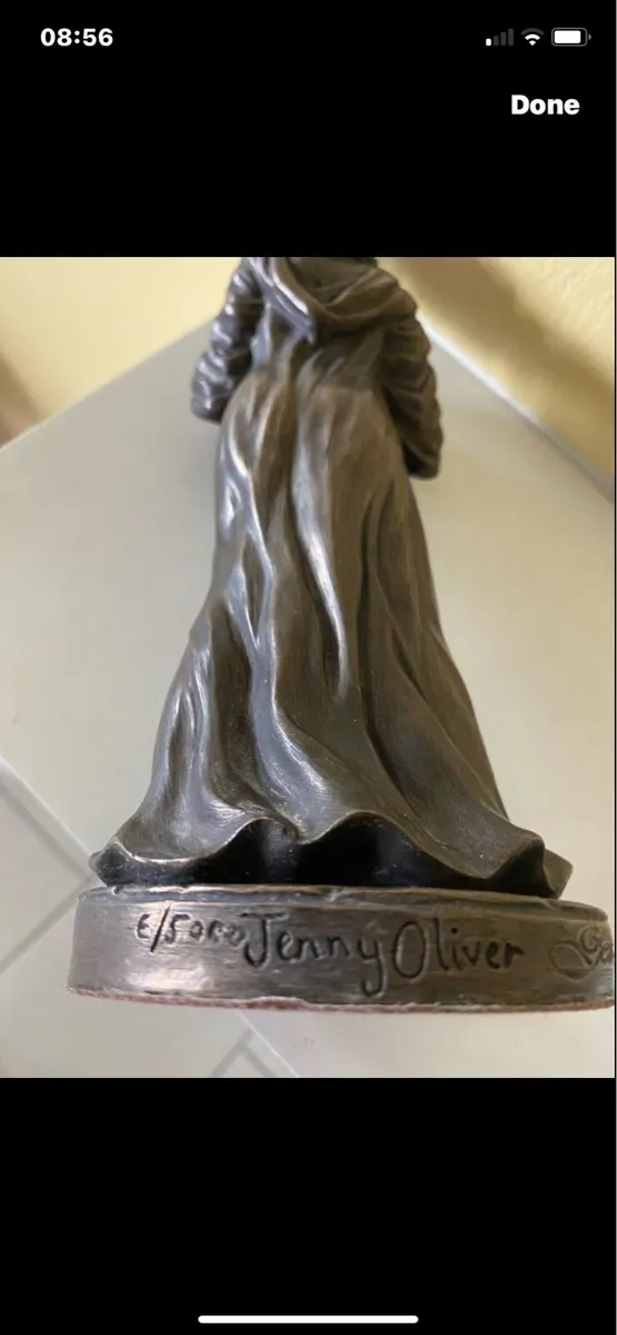 Genesis Bronze- Scholar Girl - Image 4