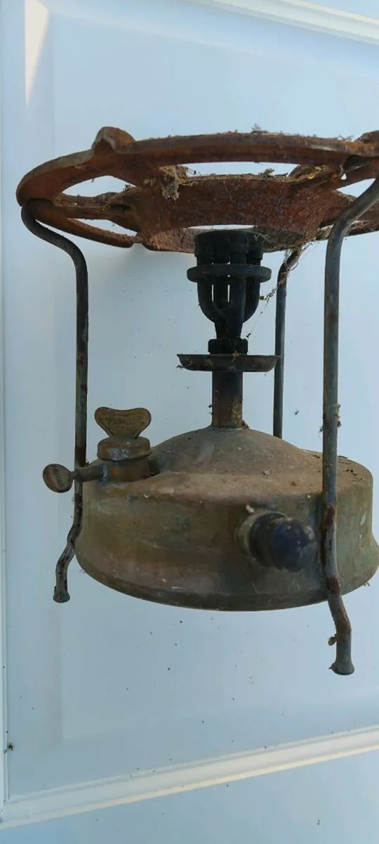antique portable brass fuel stove - Image 3