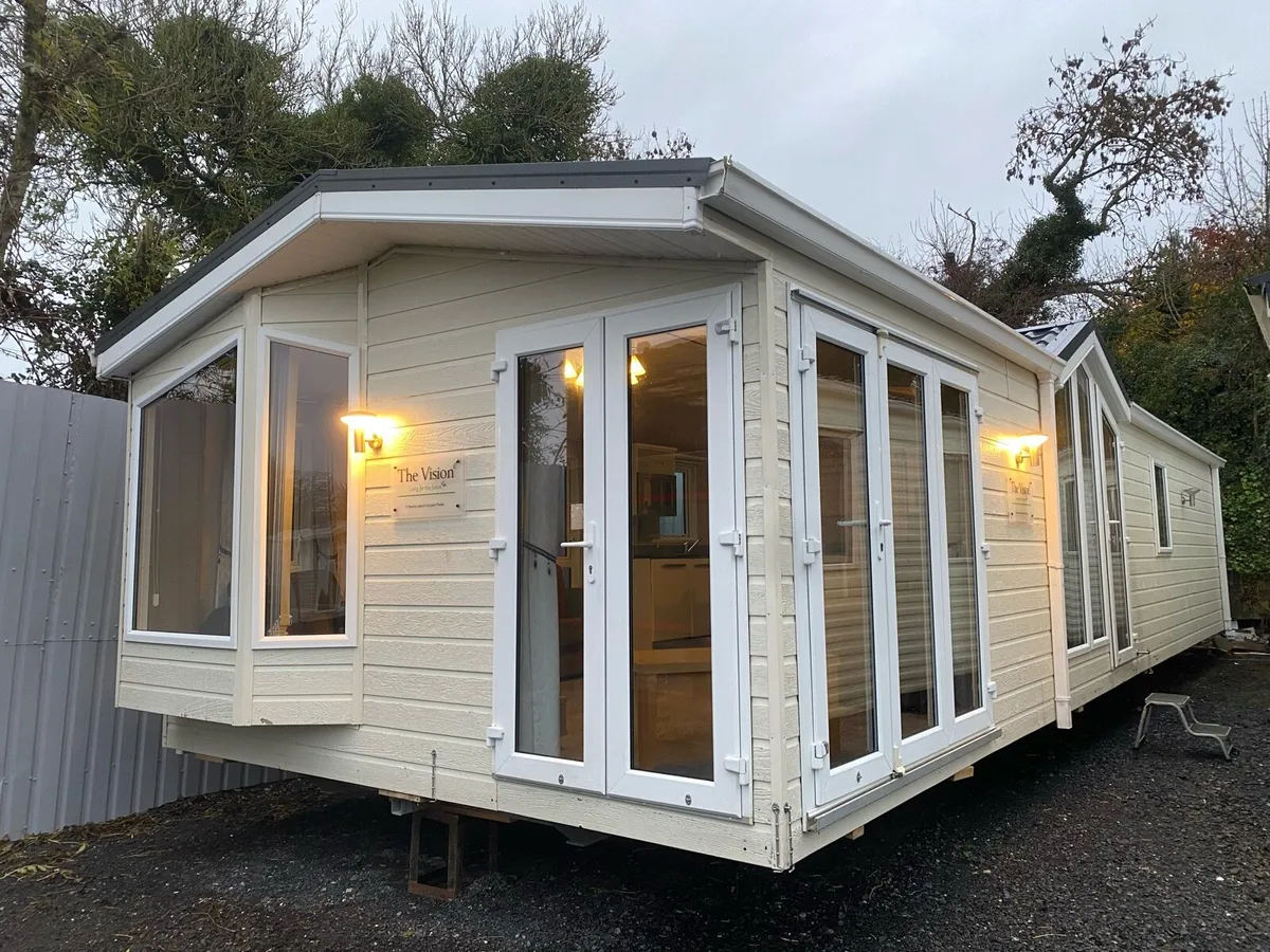 LATE NIGHT VIEWING @ HUDSONS KILDARE MOBILE HOMES - Image 2