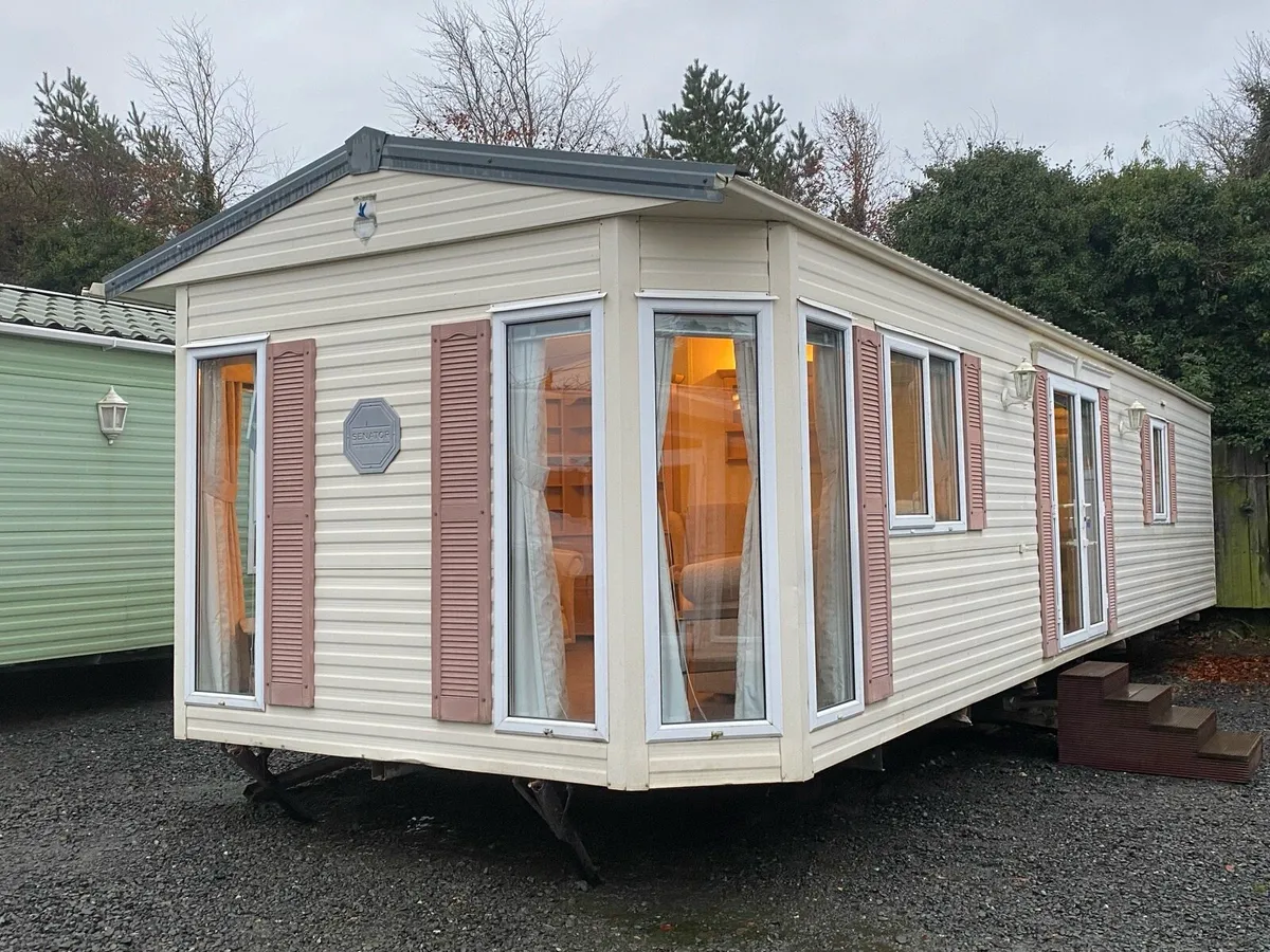 LATE NIGHT VIEWING @ HUDSONS KILDARE MOBILE HOMES - Image 3