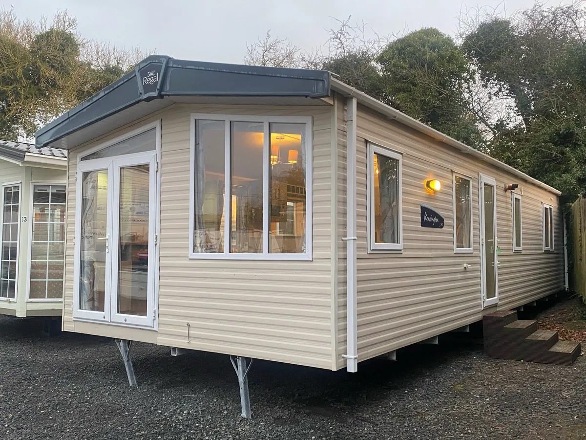 LATE NIGHT VIEWING @ HUDSONS KILDARE MOBILE HOMES - Image 4