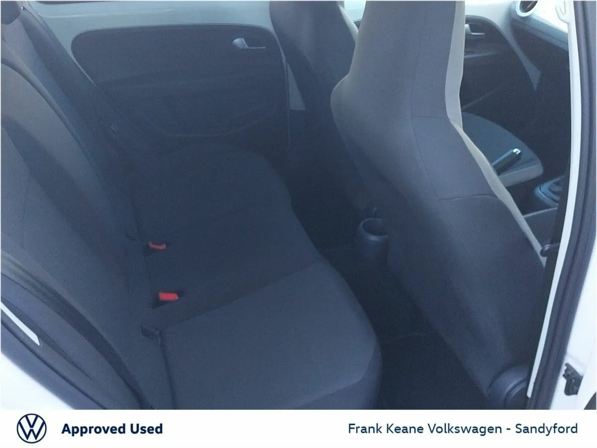 Volkswagen e-up! *STYLE* 32KWH 82BHP  AUTO @Frank - Image 4