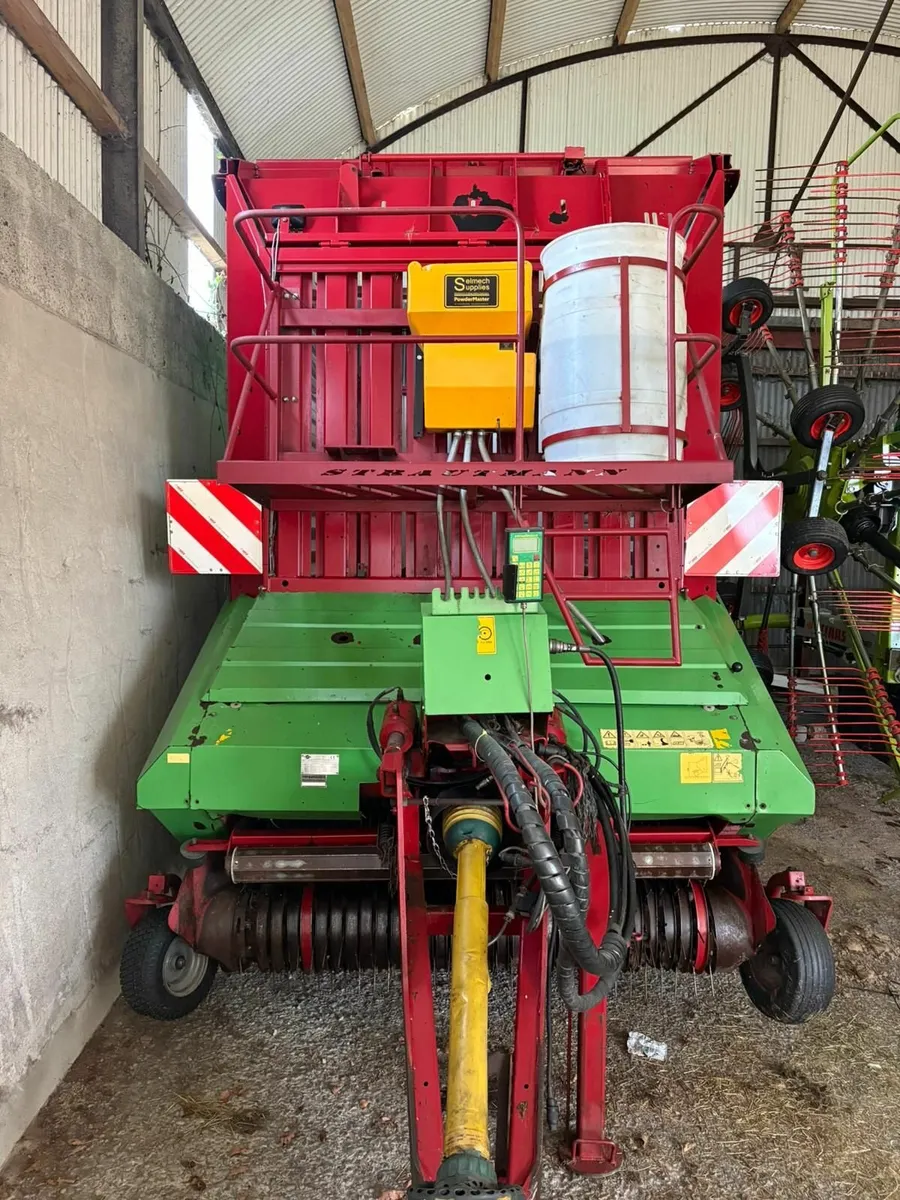 Strautmann silage wagon - Image 3