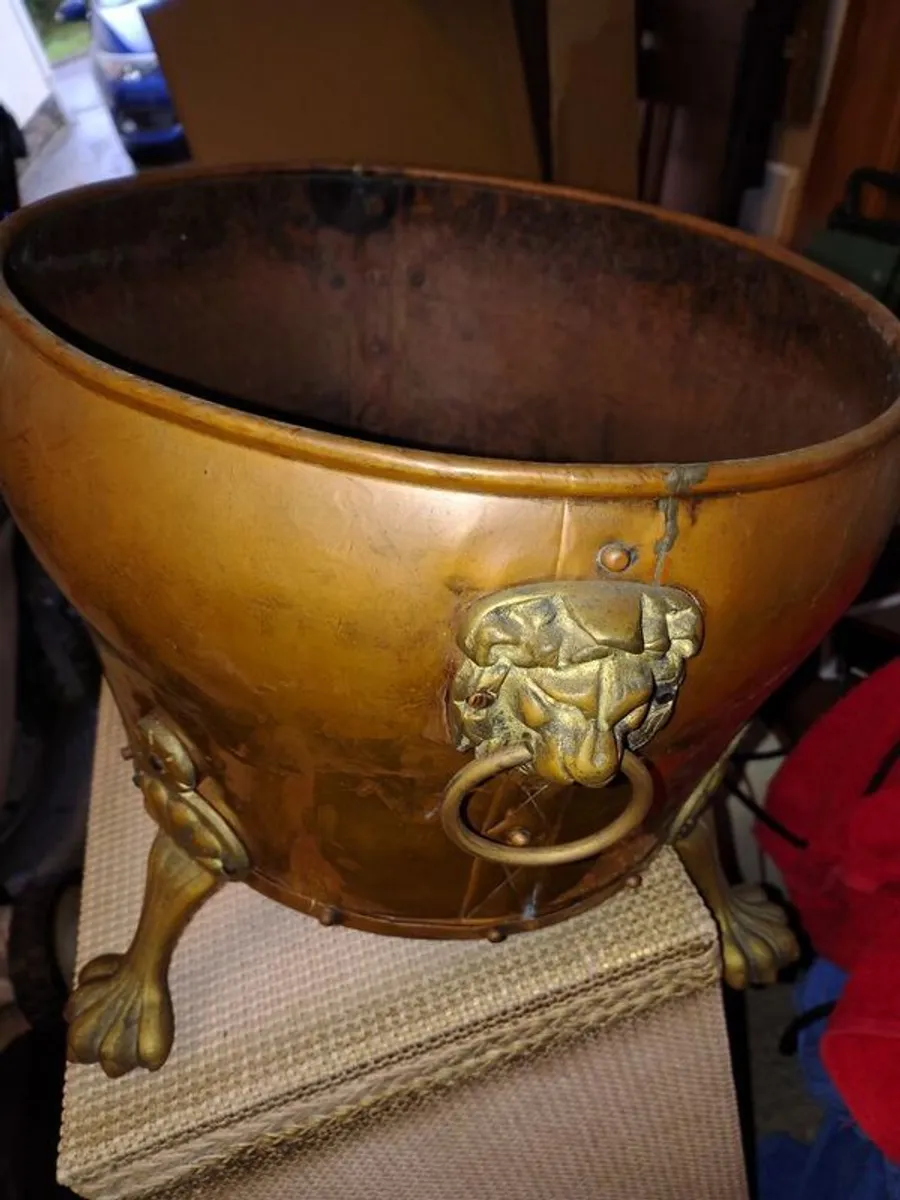 Antique Copper and Brass Log/Coal Bin, Jardiniere, Planter - Image 1