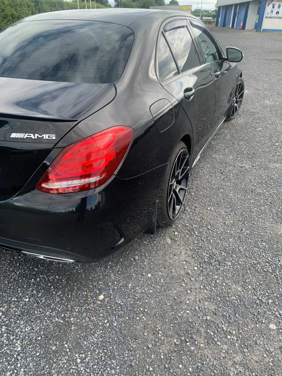 Mercedes-Benz C-Class 2014 - Image 2