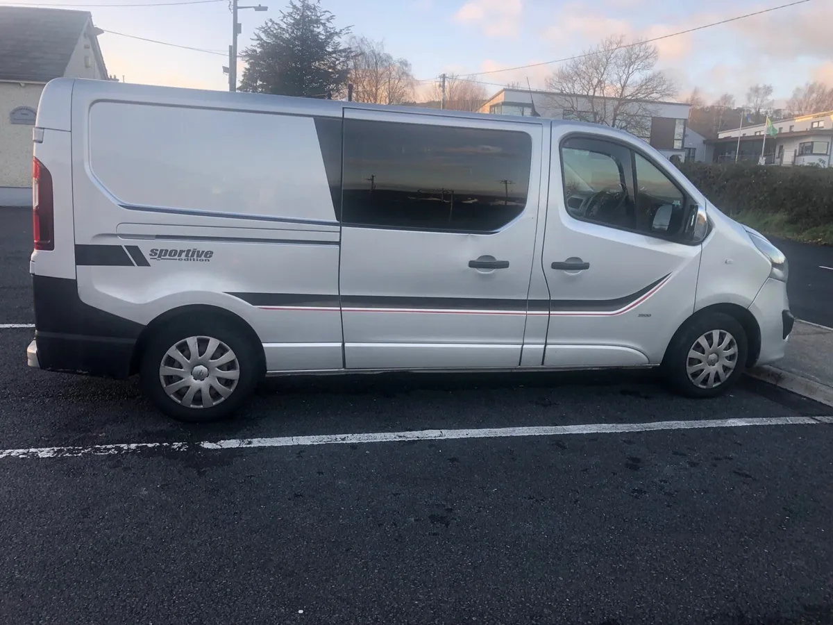 Opel Vivaro - Image 2