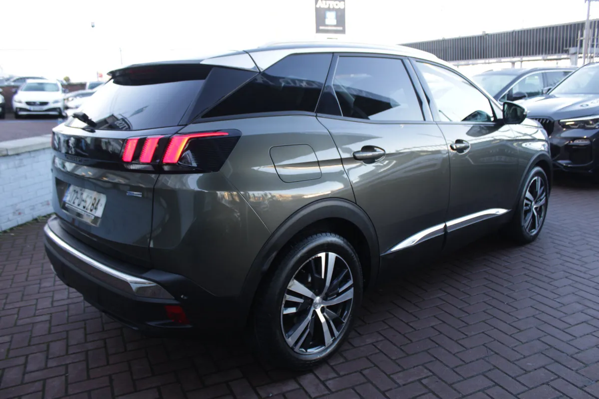 1.2 ALLURE 130BHP 5DR ESTATE AUTOMATIC // IMMACULA - Image 4