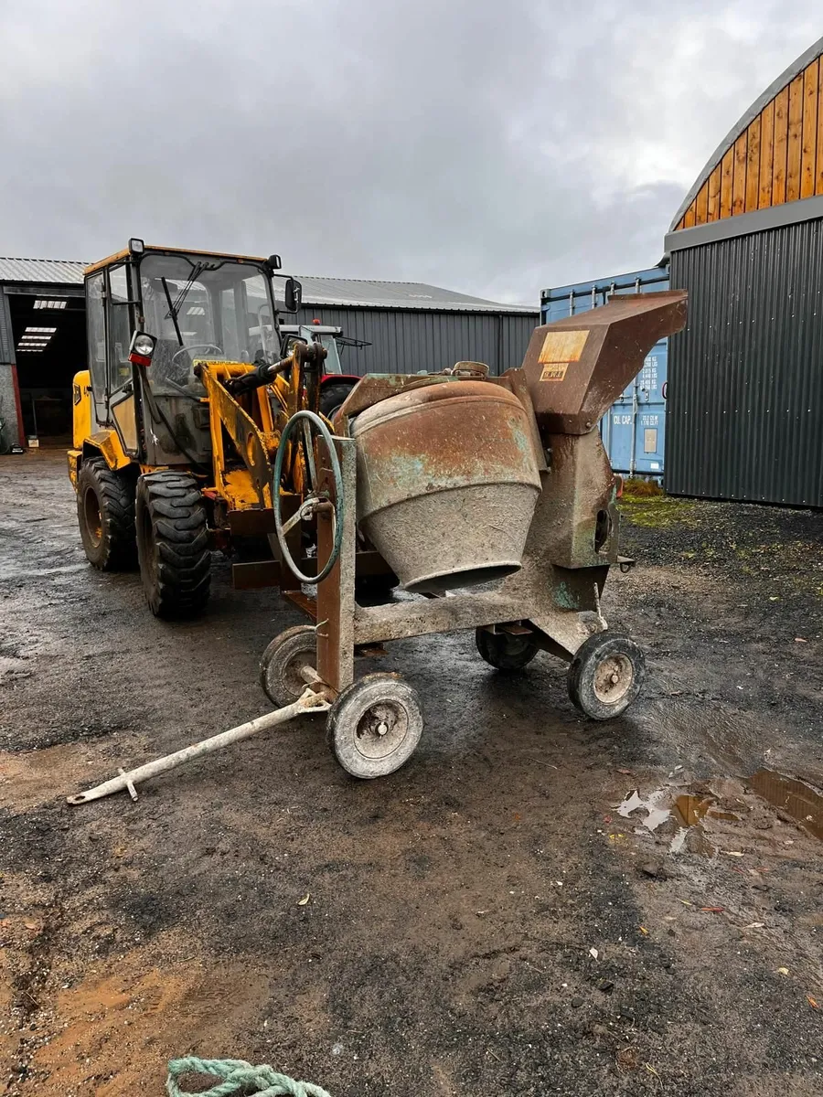 Cement Mixer - Image 1