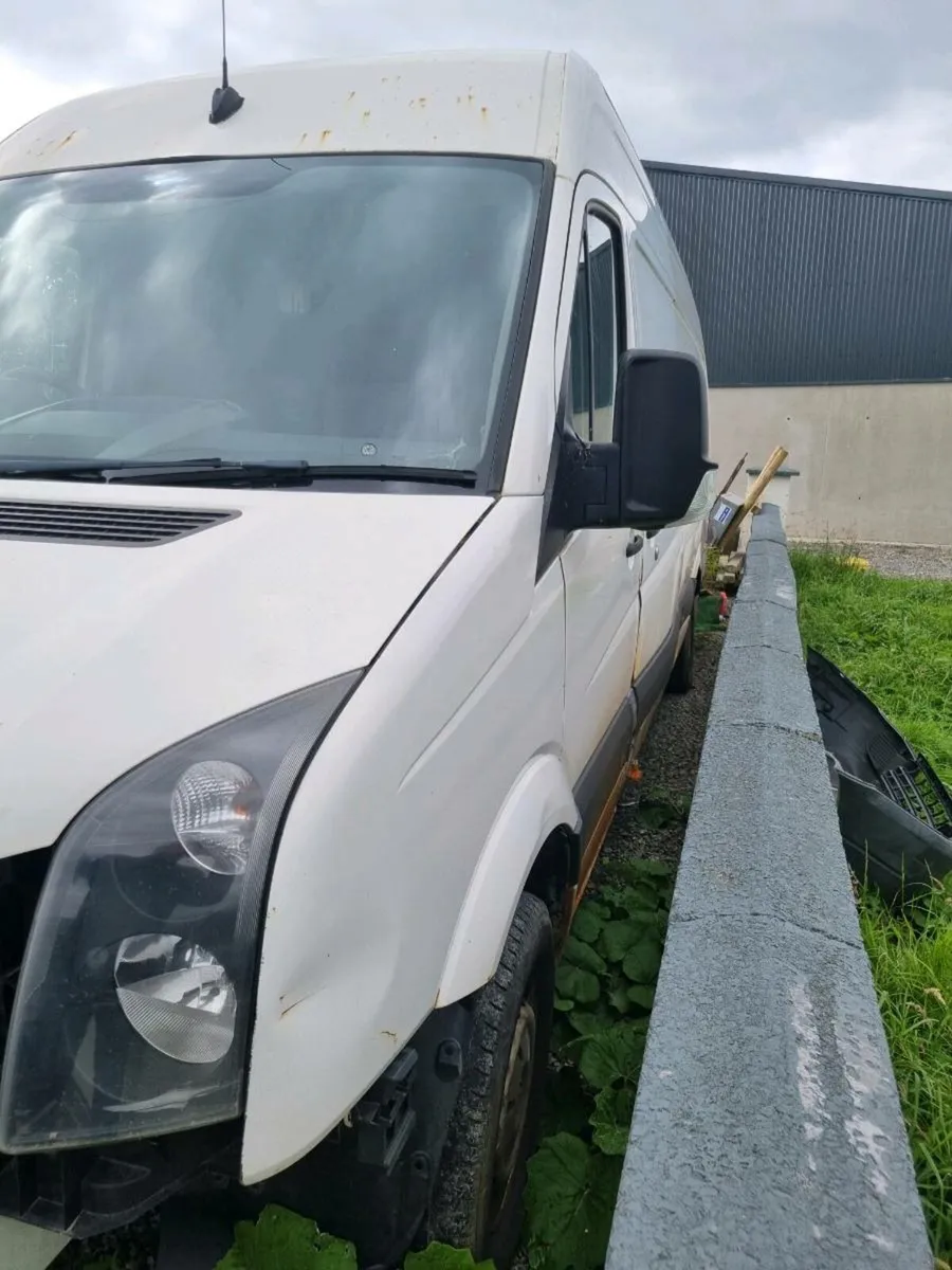 2013 volkswagen crafter 2.0L - Image 3