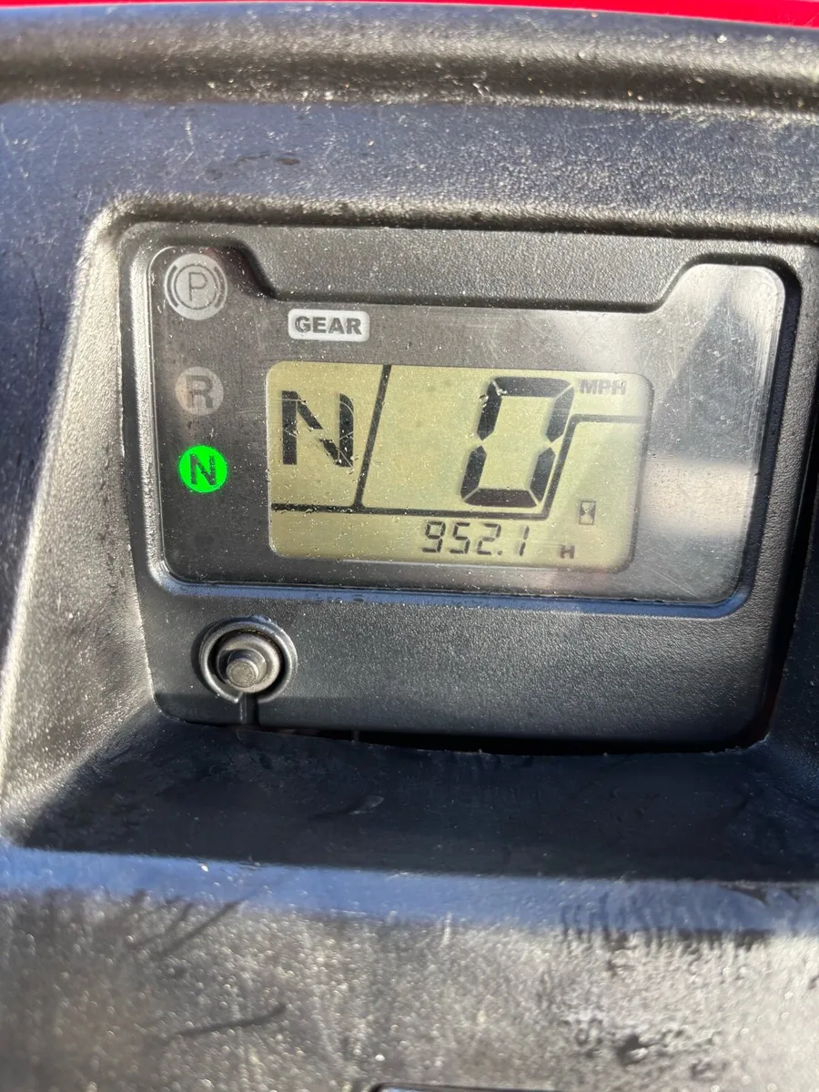 2021 Honda 520 Pioneer Sxs UTV - Image 4