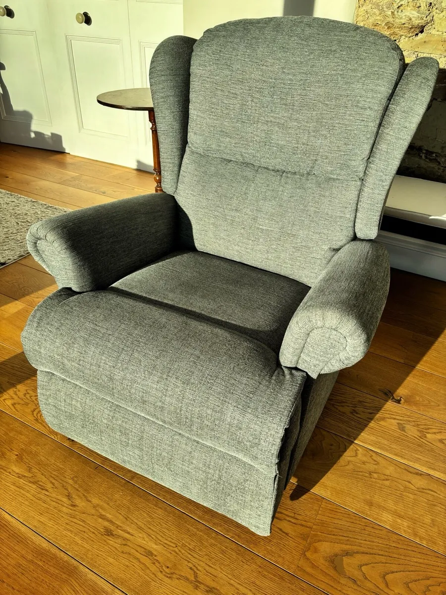 Recliner armchair - Image 2