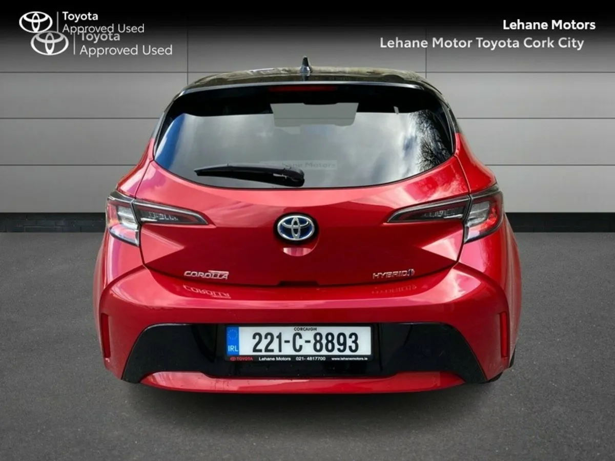 Toyota Corolla L/SPORT HB 4DR AUTO HYBRID - Image 4