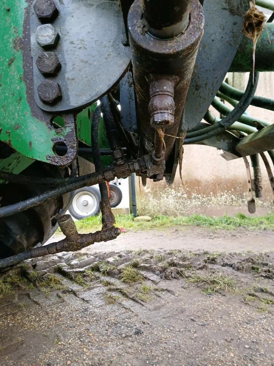 Conor trailing shoe - Image 4