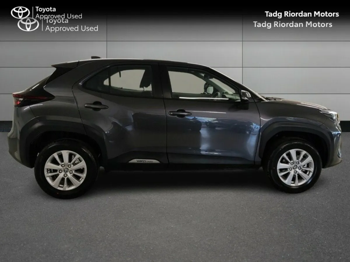 Toyota Yaris Cross LUNA * PRICE REDUCTION* - Image 3