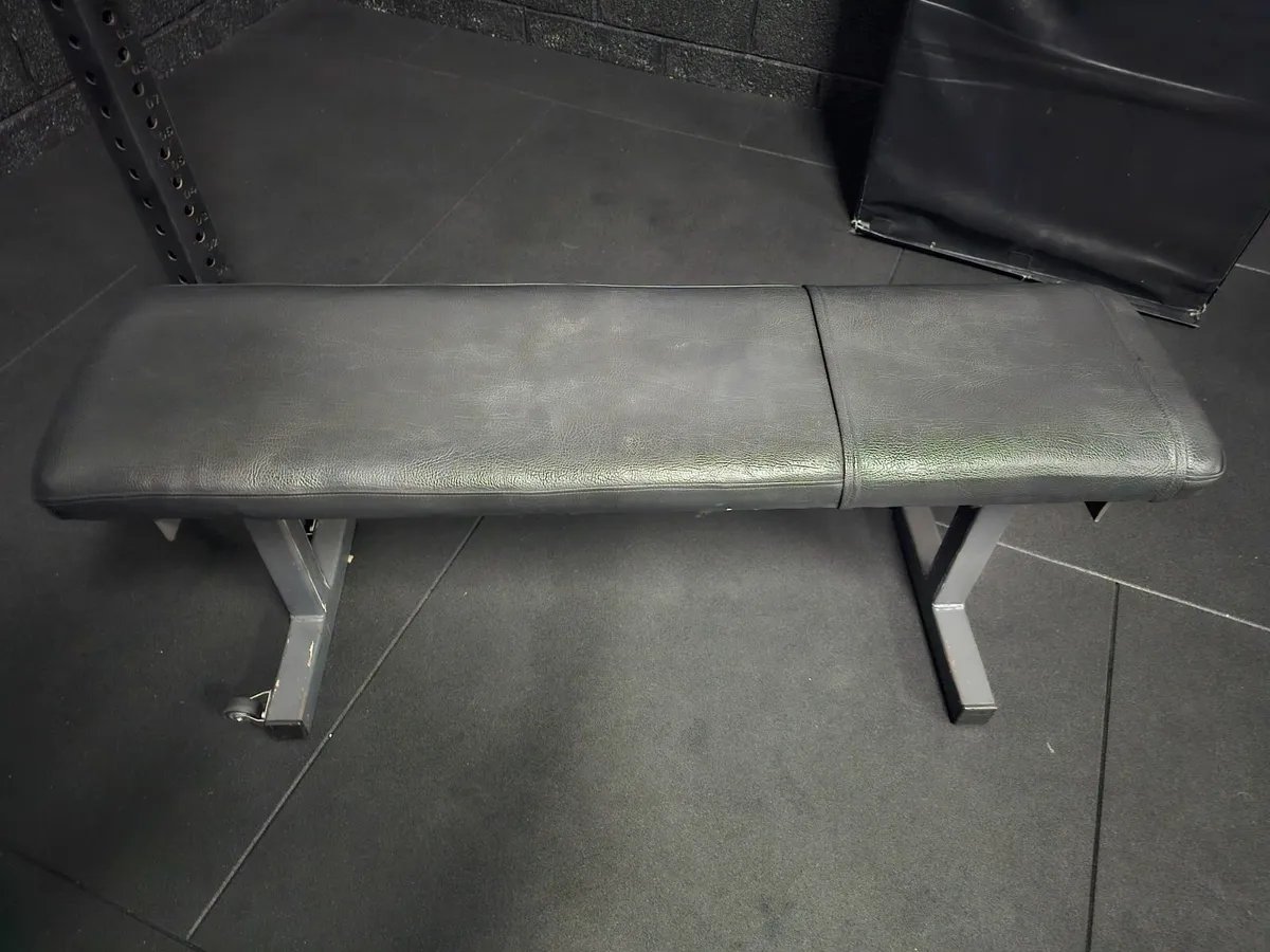 Gym equipment - Image 1