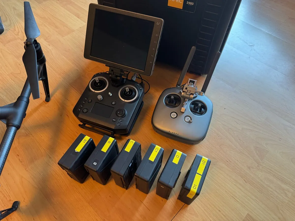 DJI Inspire 2 Bundle * Cendence + Crystalsky * - Image 3