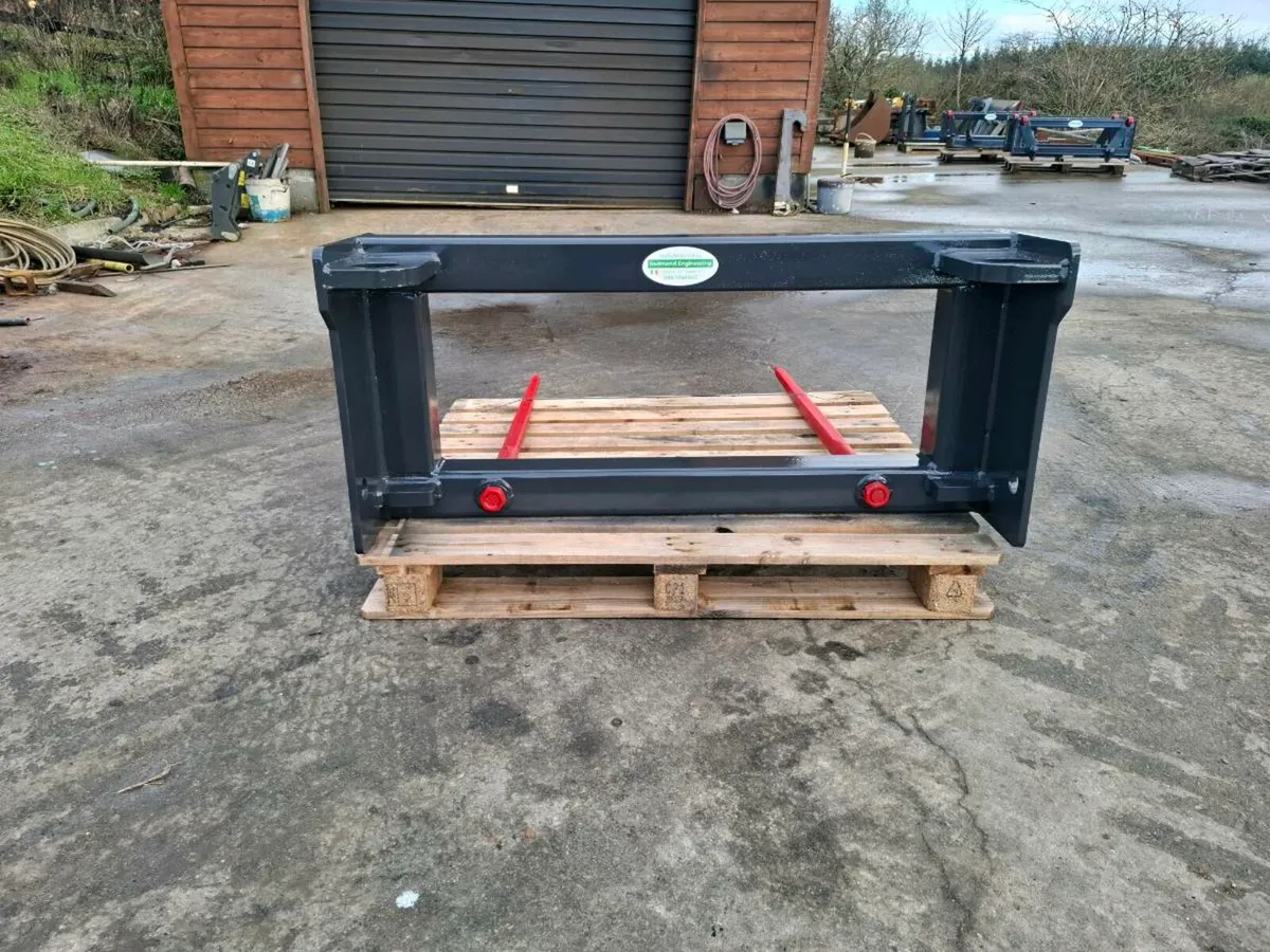 Pin and cone bale spike - Image 2