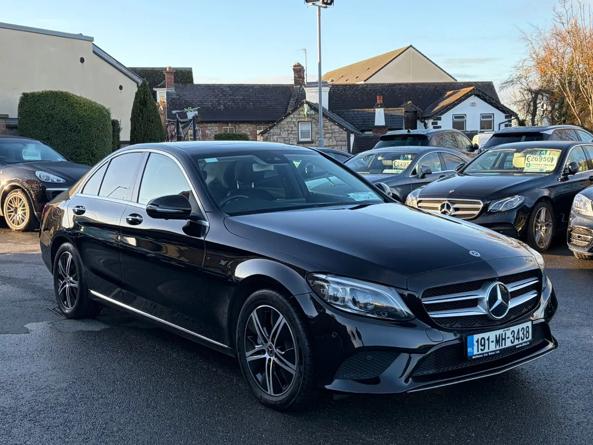 191 Mercedes-Benz C220D Auto *Sunroof* - Image 3