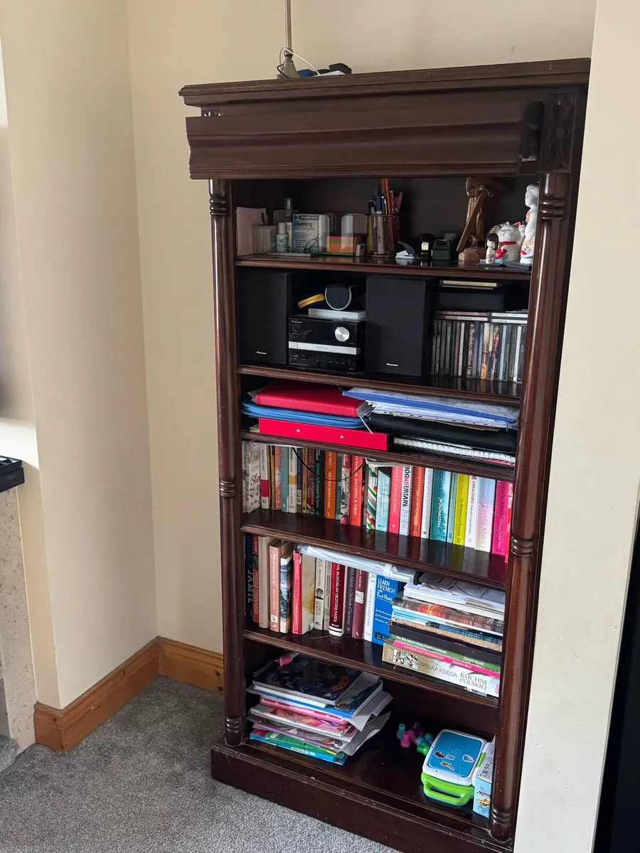 Mahogany French style open bookcase with drawer - Image 3