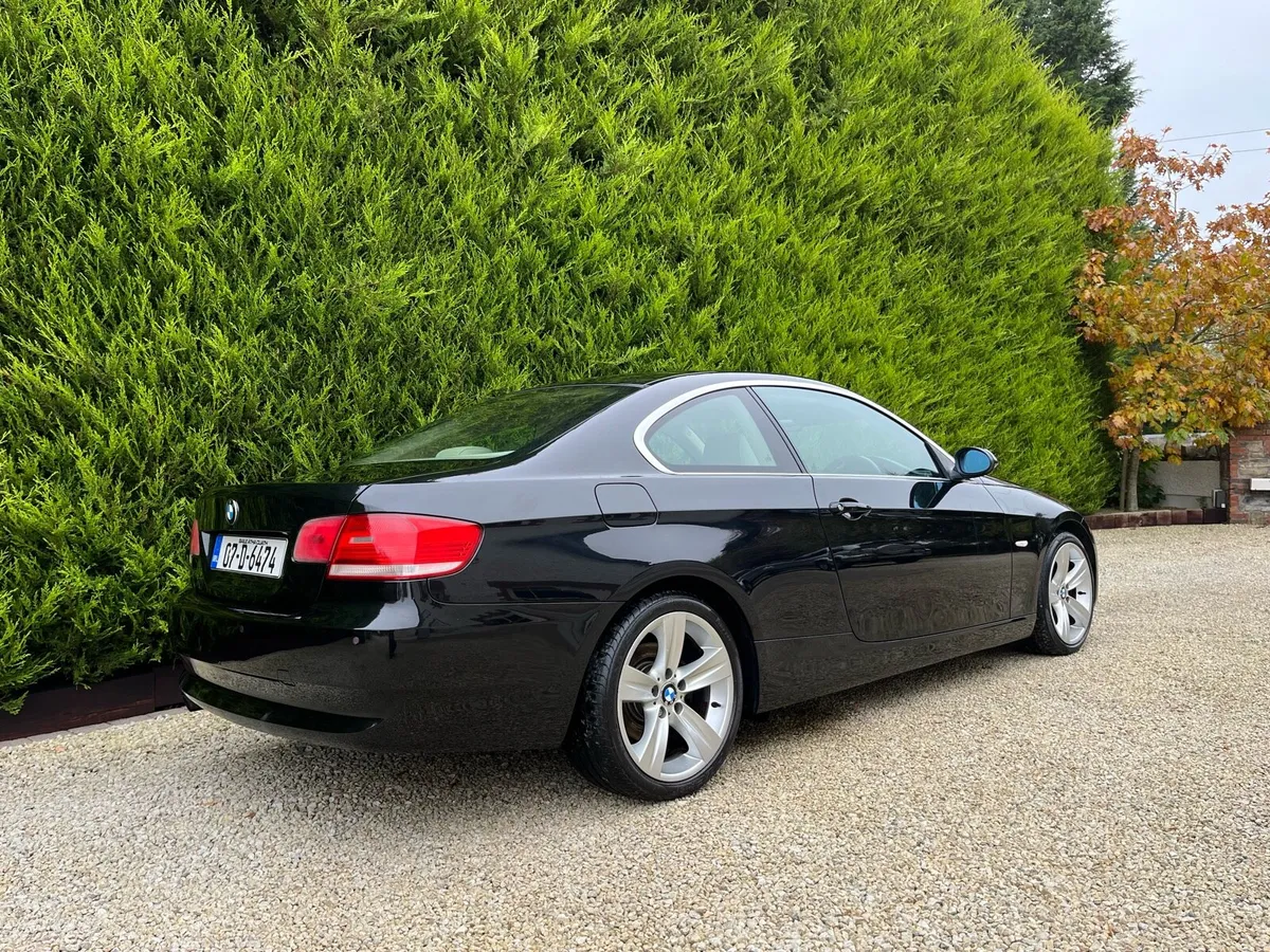 BMW 325i coupe - Image 4