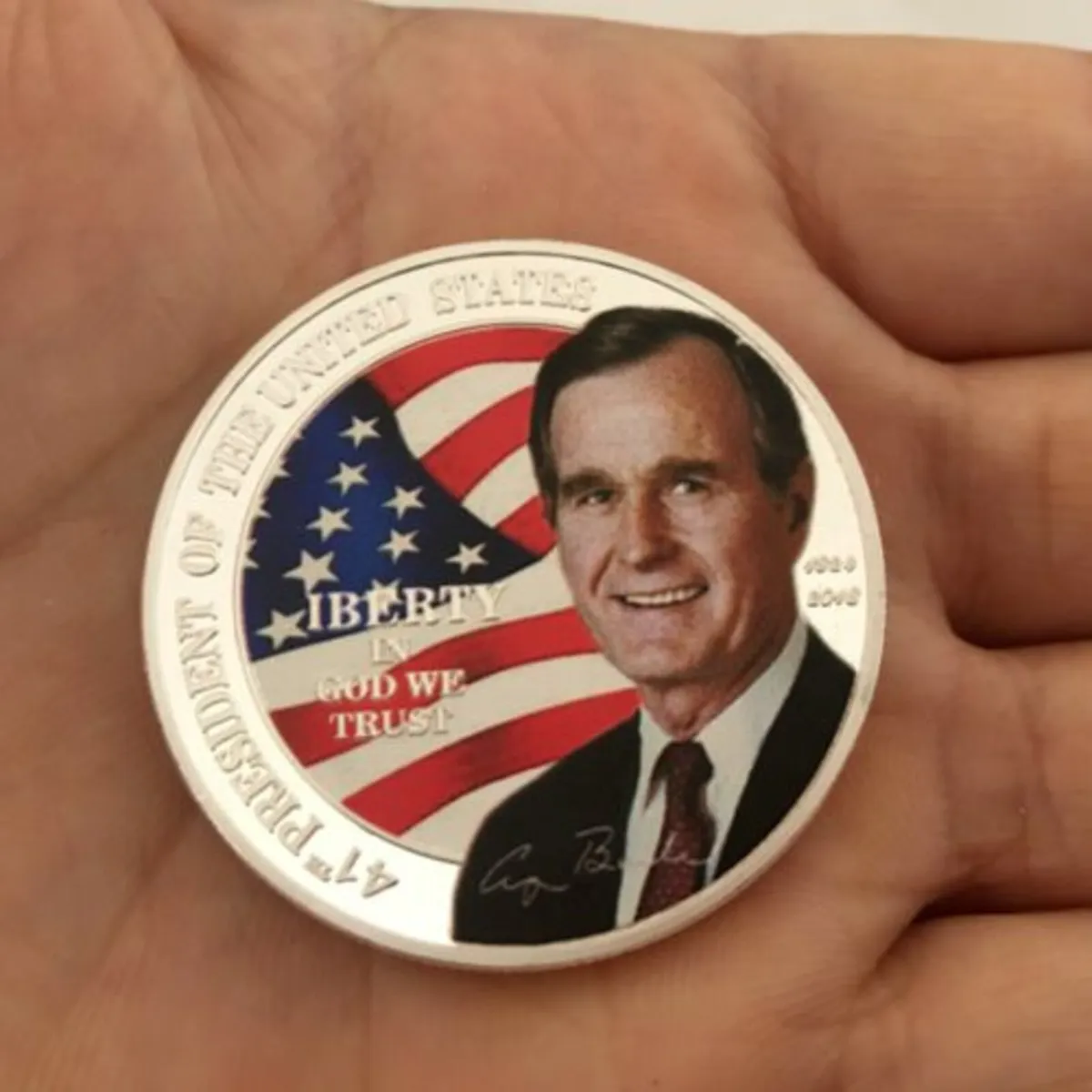 USA 41th predecessor President George Herbert Walk