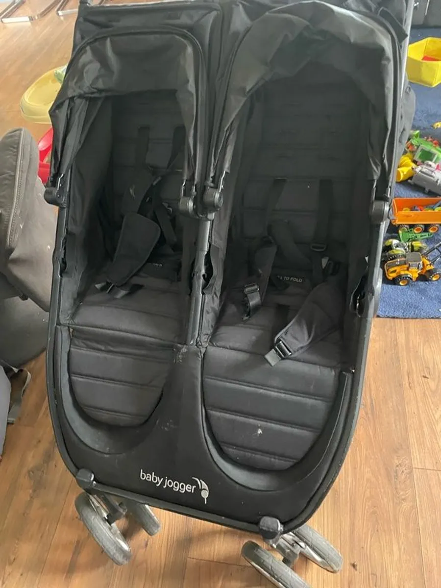 baby jogger double - Image 1