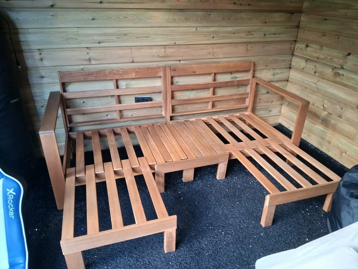 Pullout Chair - Image 3