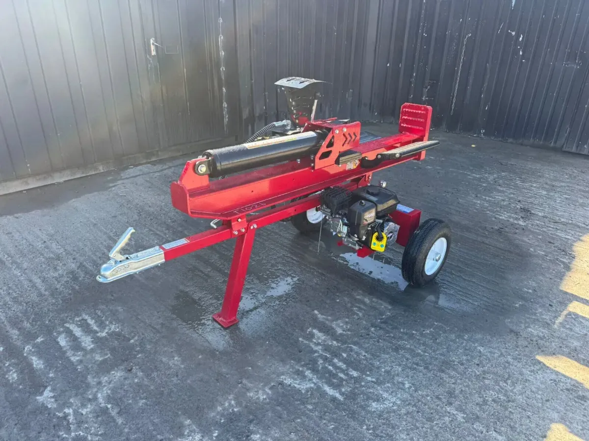 Boss 27T Log Splitter - Image 1