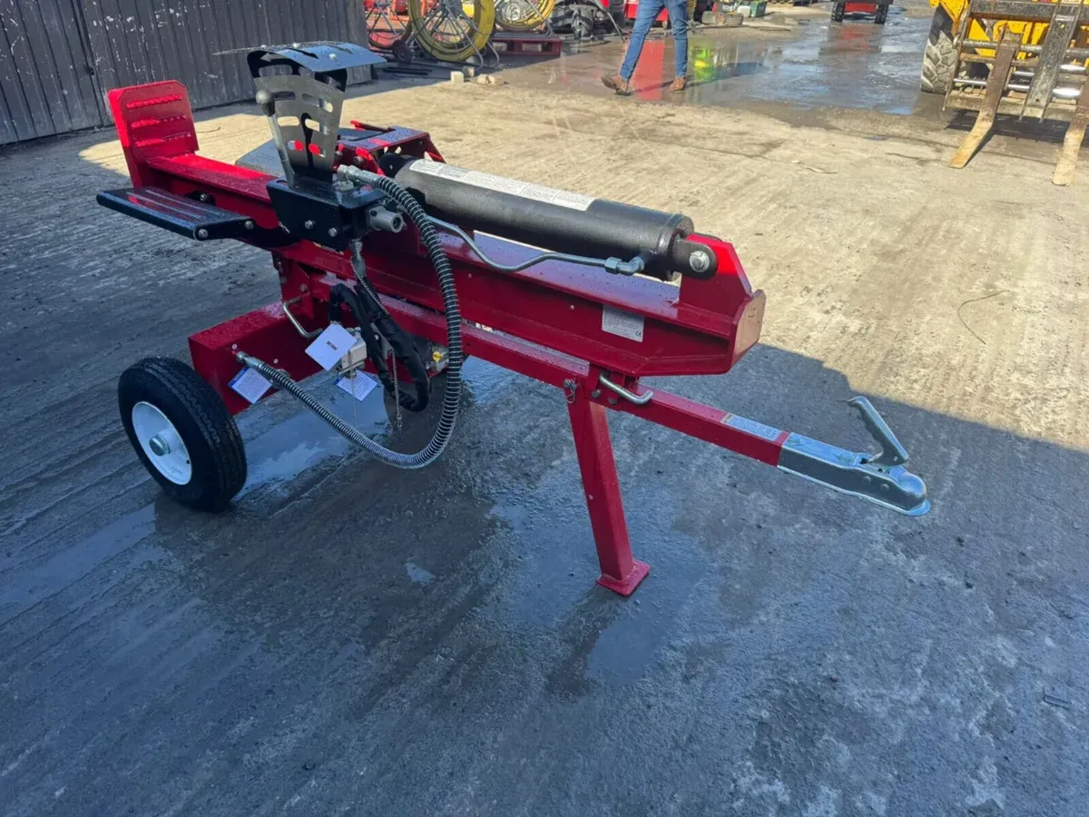 Boss 27T Log Splitter - Image 2