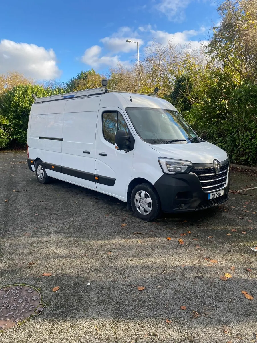 Renault Master 2021 - Image 1