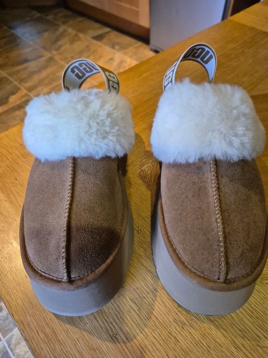 Uggs - Image 2
