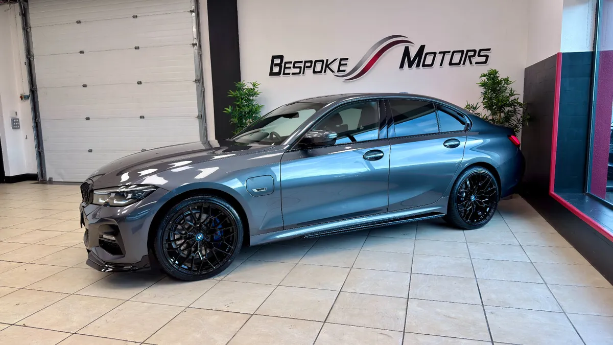 BMW 330e Msport Pro - Image 2