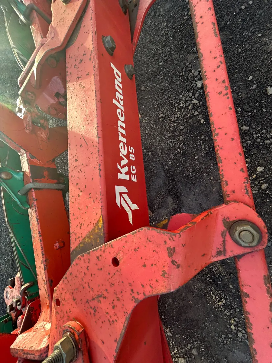 2014 EG300 Kverneland Plough - Image 3