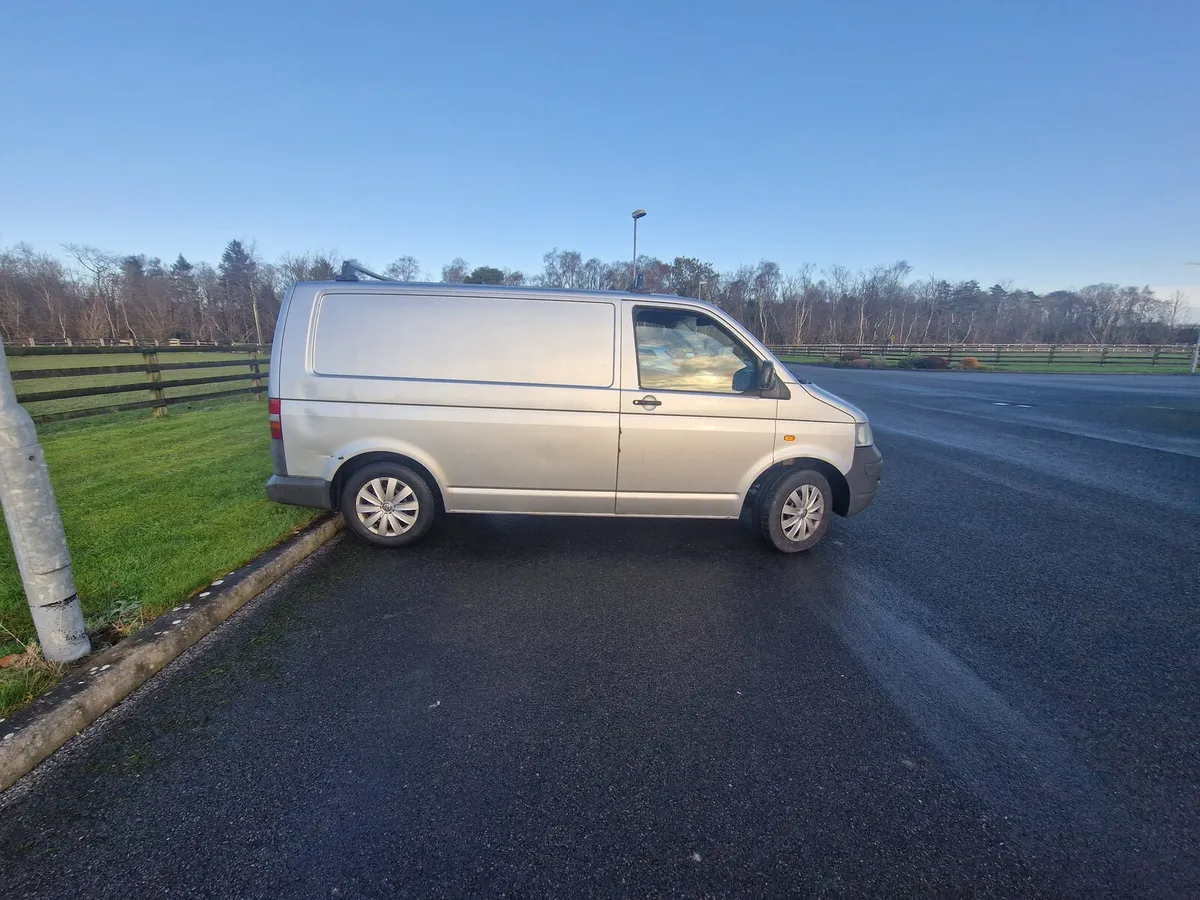 Volkswagen transporter 2005 with failsheet - Image 2