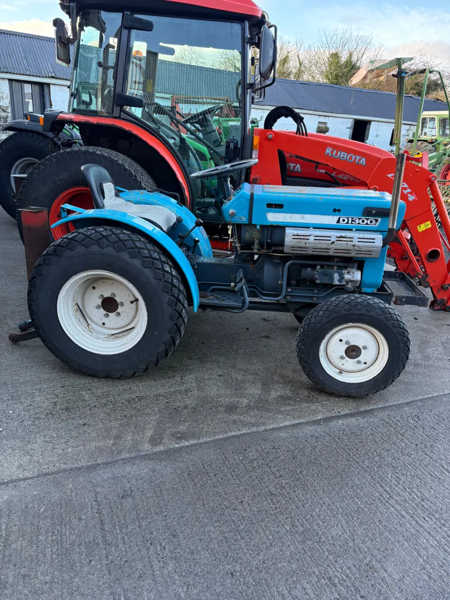 Mitsubishi D1300 compact tractor - Image 1