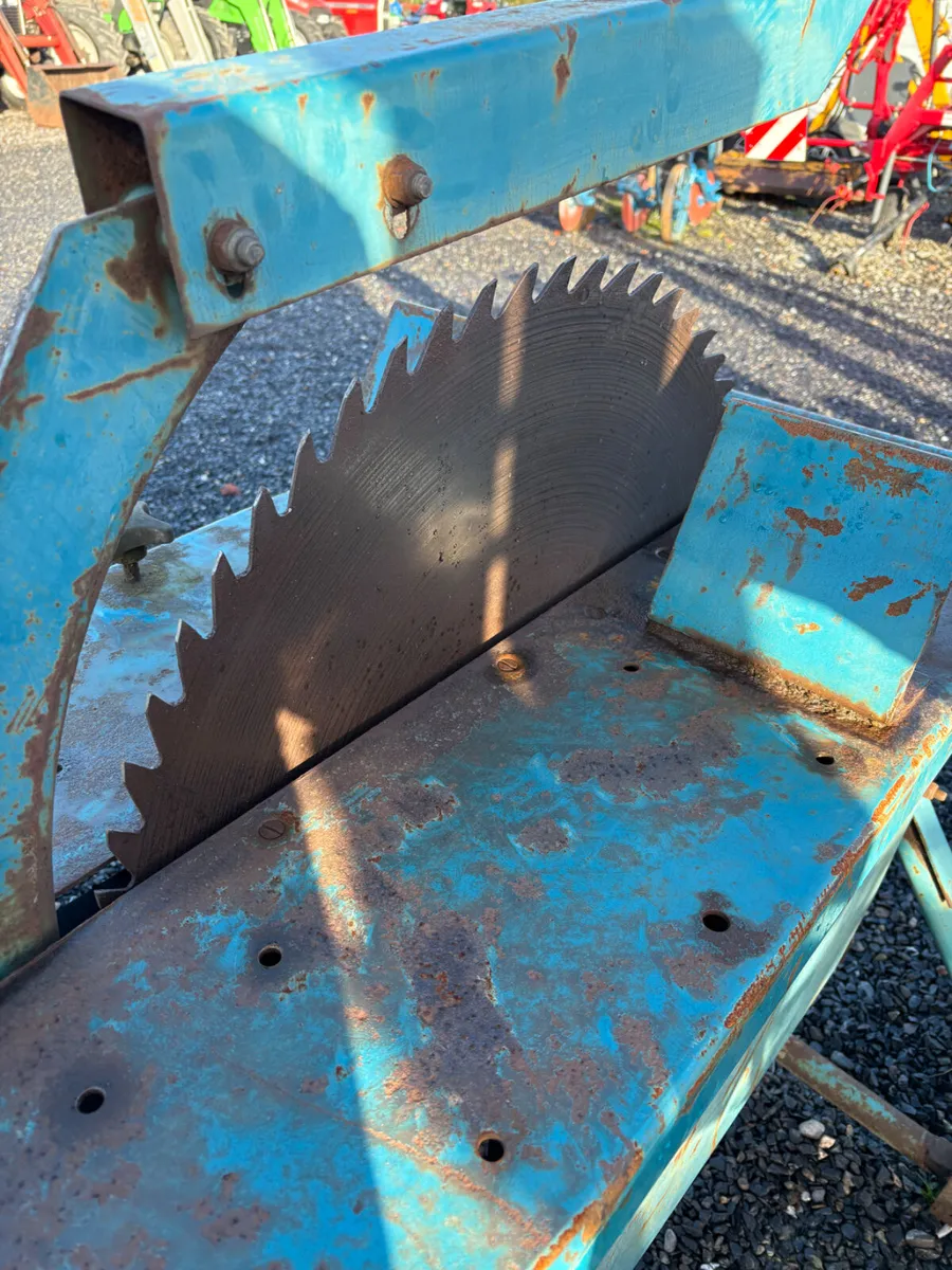 Kidd saw bench - Image 4