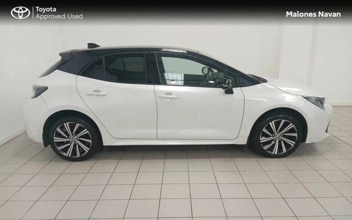 Toyota Corolla COROLLA HYBRID L/SPORT HB - Image 3
